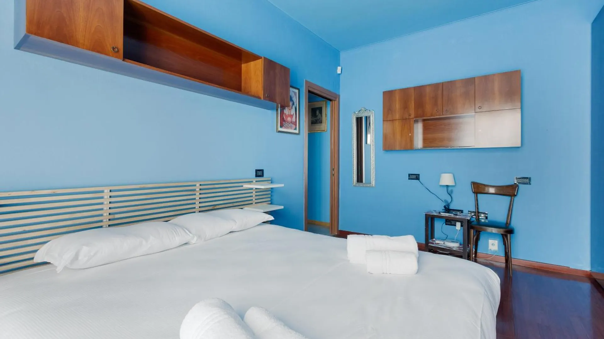 Roomy Apartment With Balcony! Milánó 0*,  Olaszország